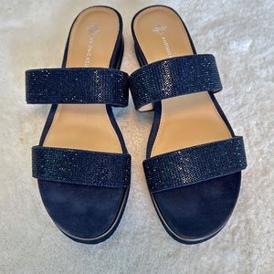 NWOT Antonio Melani Sandals